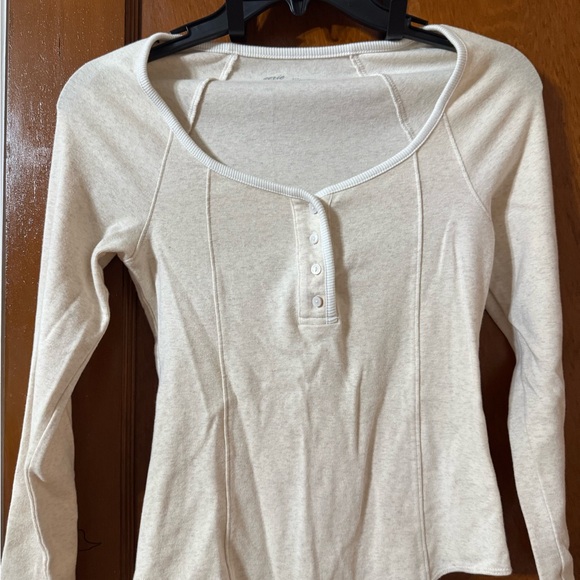 AE cream bodysuit - Picture 4 of 4